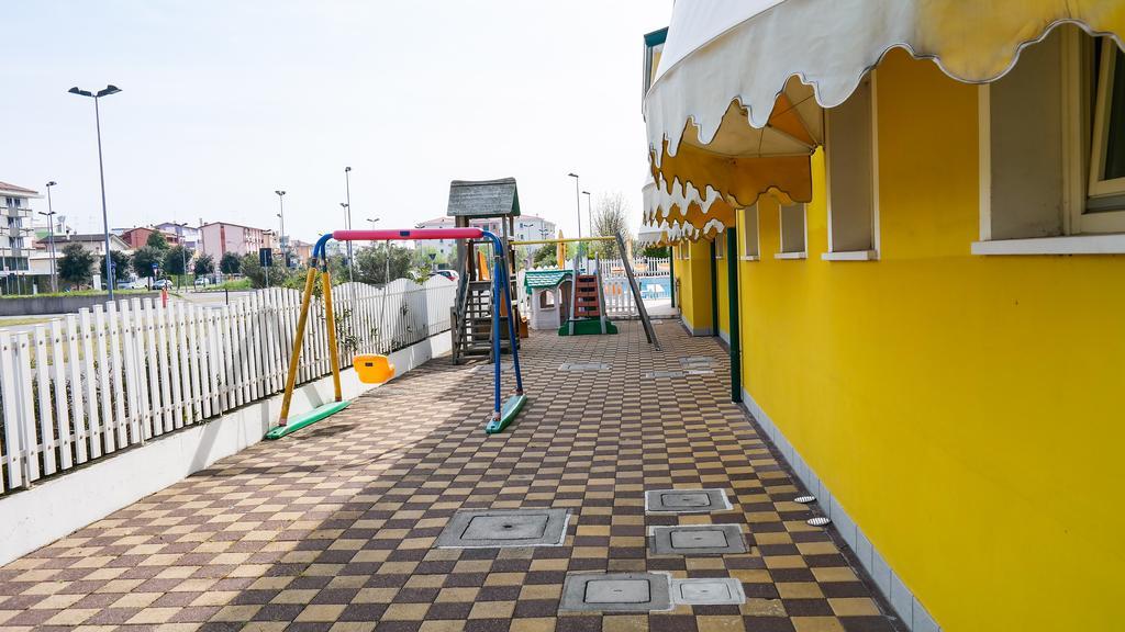 Aparthotel Villaggio Margherita 4*